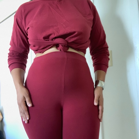 Burgundy “Biker Short” Set. - Picture 4 of 7